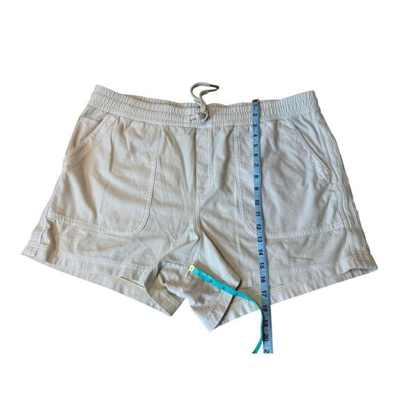 ATHLETA FARALLON Shorts, size women's 20; Cream/Off White - Picture 1 of 7